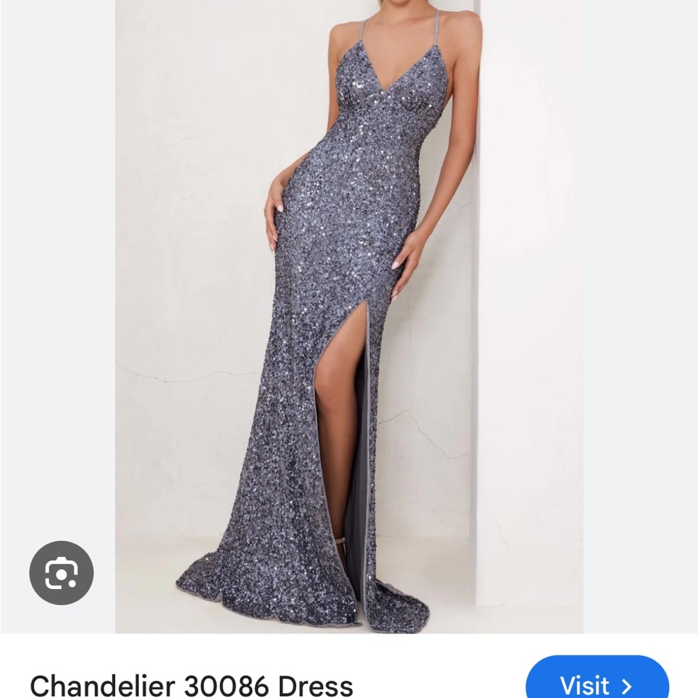 Beautiful brand new w/tags sequin dress in a rich silver black color, Mercury